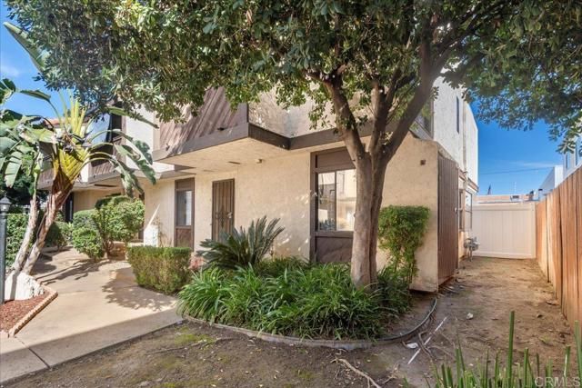 389 Shady Ln D, El Cajon, CA 92021