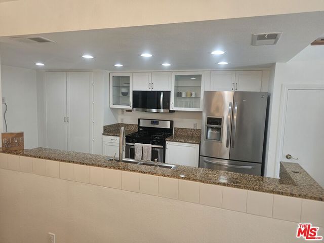 506 S Grevillea Avenue 5, Inglewood, CA 90301