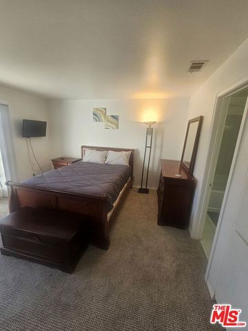 506 S Grevillea Avenue 5, Inglewood, CA 90301