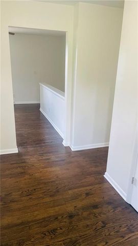 14007 Jesse James Farm Road, Kearney, MO 64060