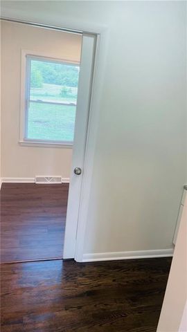 14007 Jesse James Farm Road, Kearney, MO 64060