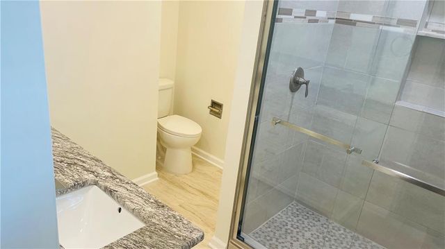14007 Jesse James Farm Road, Kearney, MO 64060