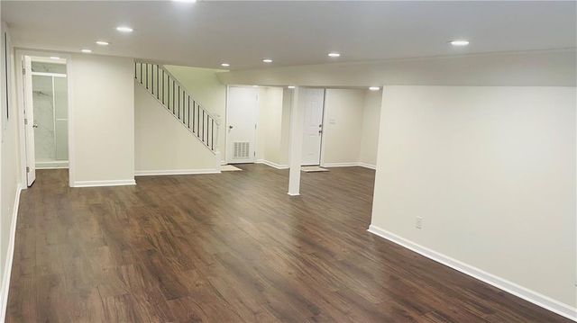 14007 Jesse James Farm Road, Kearney, MO 64060