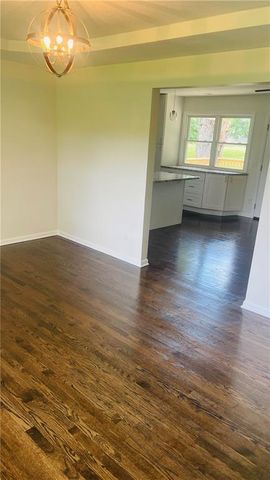 14007 Jesse James Farm Road, Kearney, MO 64060