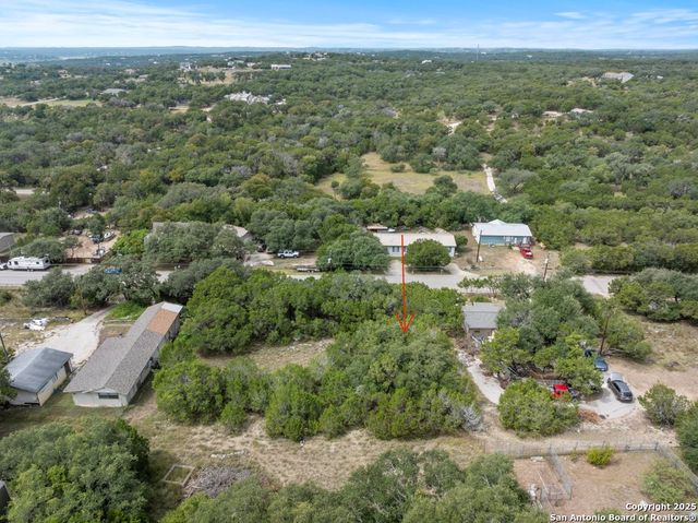 1091 Rotherman, Canyon Lake, TX 78133