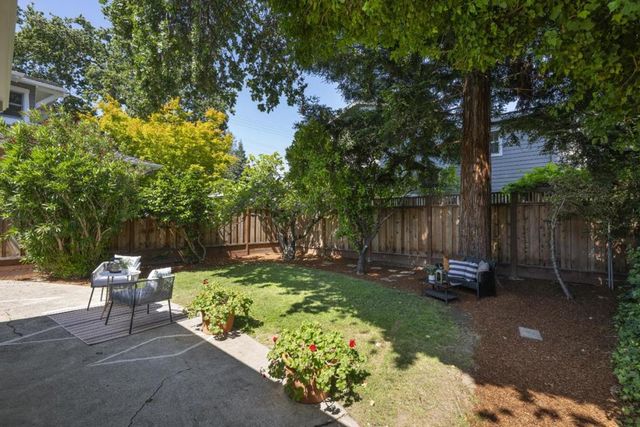 1836 Greenwood Avenue, San Carlos, CA 94070