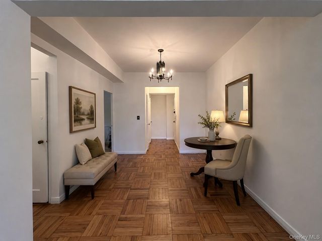 280 Collins Avenue 2B, Fleetwood, NY 10552