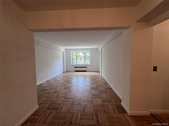 280 Collins Avenue 2B, Fleetwood, NY 10552