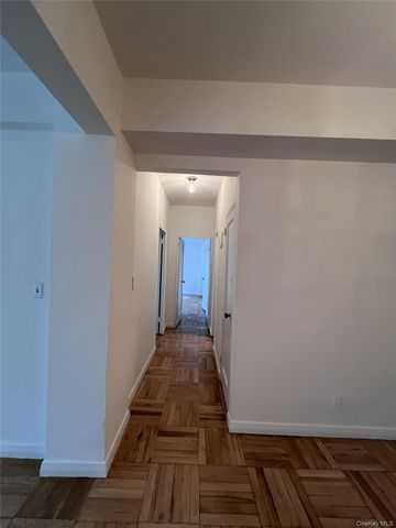 280 Collins Avenue 2B, Fleetwood, NY 10552