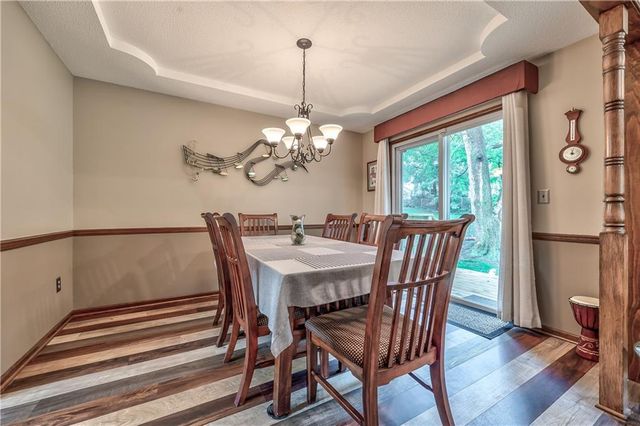 11917 W 49th Terrace, Shawnee, KS 66216