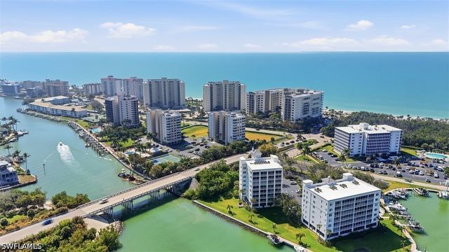 11118 Gulf Shore DR A803, Naples, FL 34108