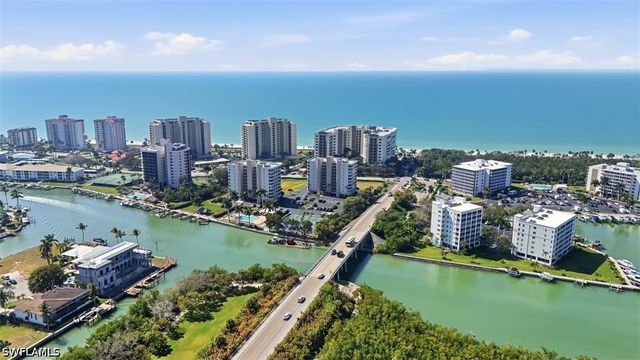11118 Gulf Shore DR A803, Naples, FL 34108