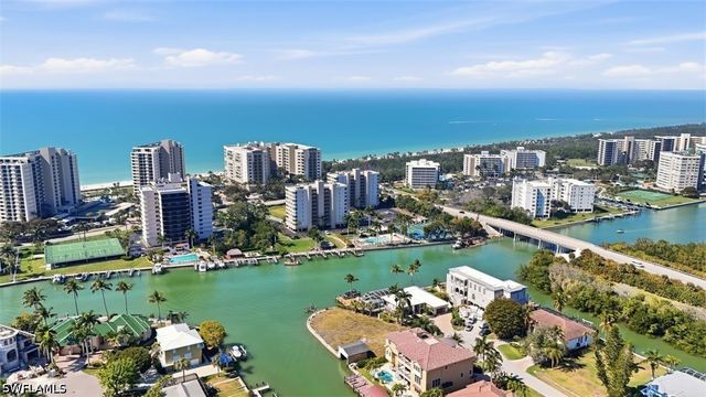 11118 Gulf Shore DR A803, Naples, FL 34108