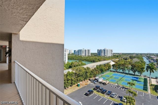 11118 Gulf Shore DR A803, Naples, FL 34108