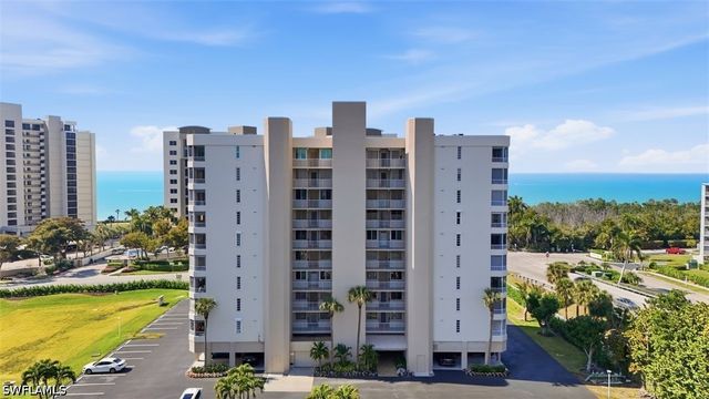 11118 Gulf Shore DR A803, Naples, FL 34108