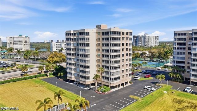 11118 Gulf Shore DR A803, Naples, FL 34108