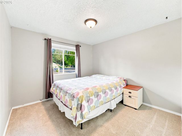 8479 Sw TYGH Loop, Tualatin, OR 97062