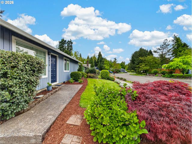 8479 Sw TYGH Loop, Tualatin, OR 97062