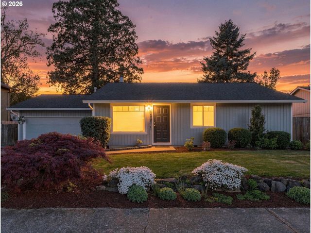 8479 Sw TYGH Loop, Tualatin, OR 97062