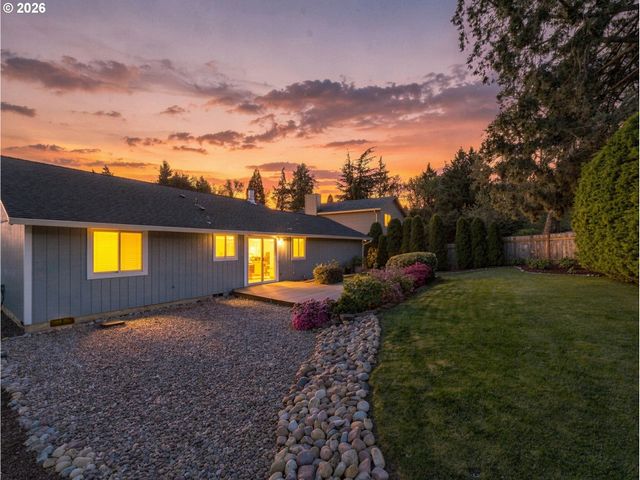 8479 Sw TYGH Loop, Tualatin, OR 97062