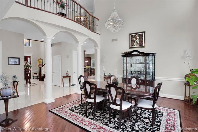 3860 S Shoreline Drive, Milford, MI 48381