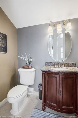 3860 S Shoreline Drive, Milford, MI 48381