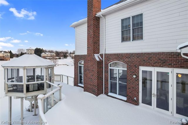 3860 S Shoreline Drive, Milford, MI 48381