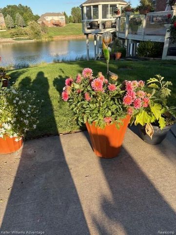 3860 S Shoreline Drive, Milford, MI 48381