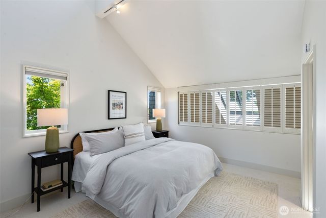 1819 39th Avenue E, Seattle, WA 98112
