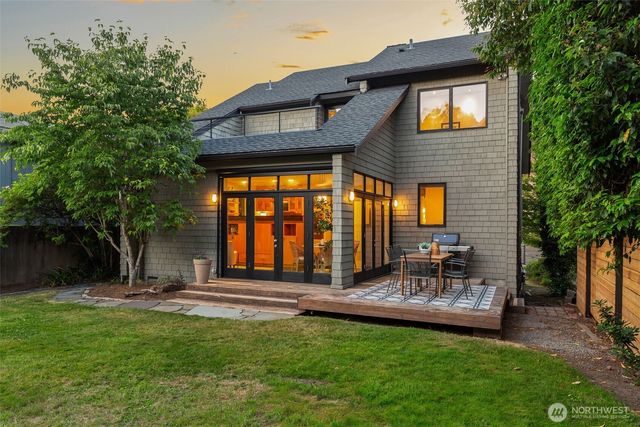 1819 39th Avenue E, Seattle, WA 98112