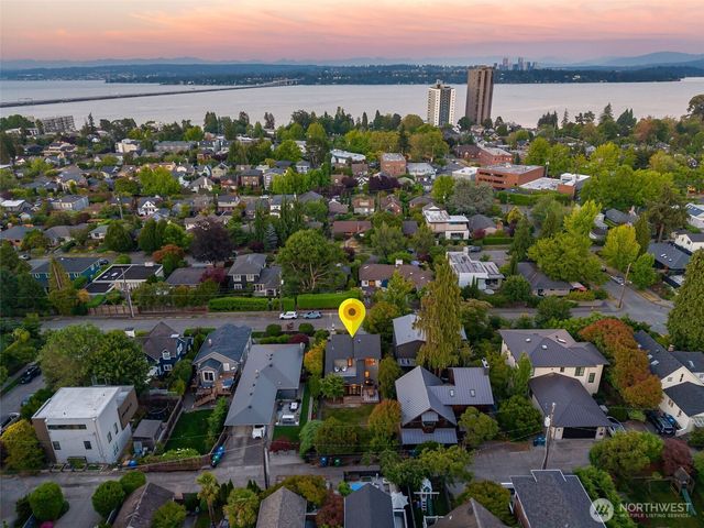 1819 39th Avenue E, Seattle, WA 98112