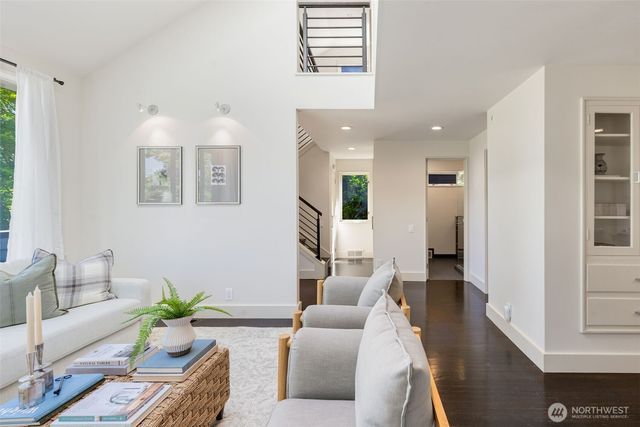 1819 39th Avenue E, Seattle, WA 98112