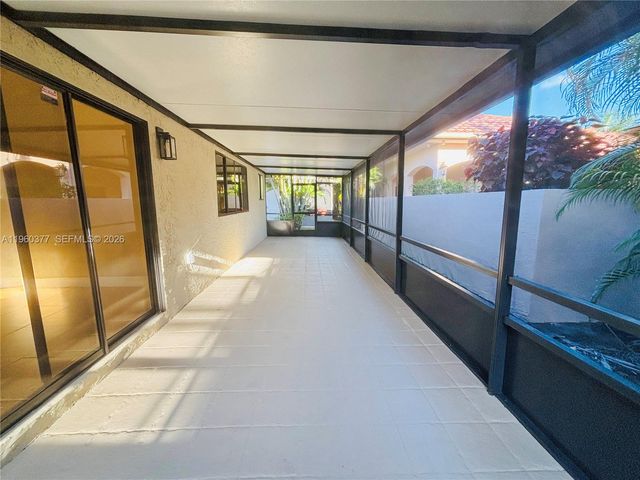 4176 NW 5th Drive, Deerfield Beach, FL 33442