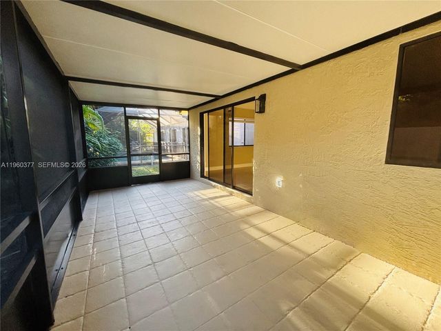 4176 NW 5th Drive, Deerfield Beach, FL 33442