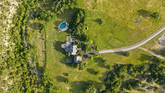 4605 Wild Cow CV, Spicewood, TX 78669