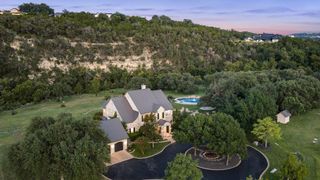 4605 Wild Cow CV, Spicewood, TX 78669