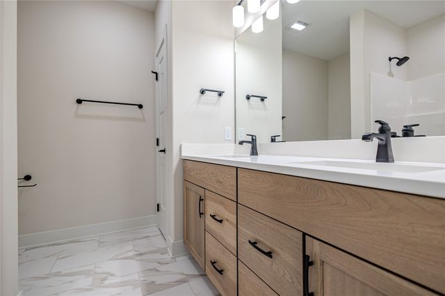 820 NW Prairie Rose Lane, Waukee, IA 50263