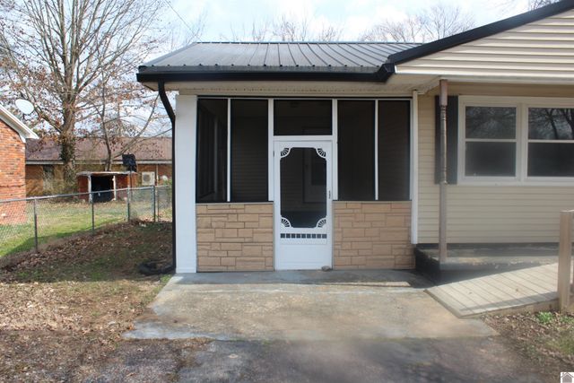 1506 Murray Street, Mayfield, KY 42066