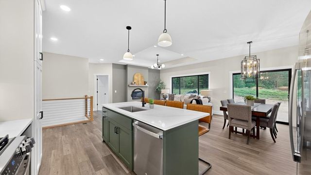2453 14th Avenue SW, Rochester, MN 55902