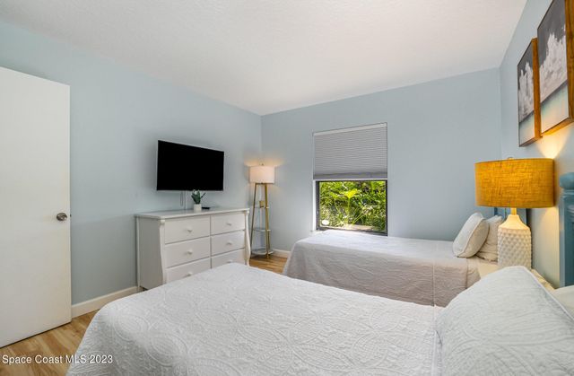 7400 Ridgewood Avenue 102, Cape Canaveral, FL 32920