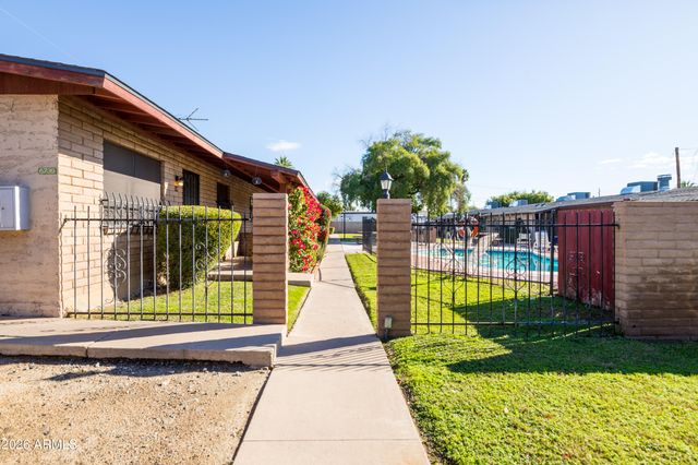 6731 N 16th Street 26, Phoenix, AZ 85016