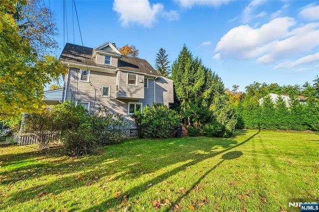 150 Tappan Road, Harrington Park, NJ 07640