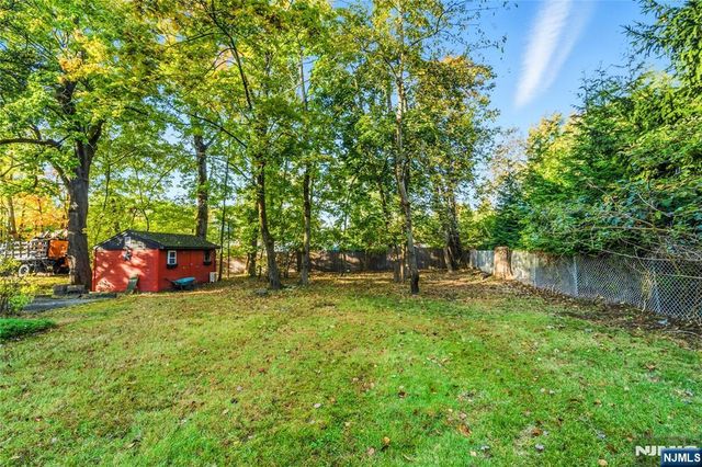 150 Tappan Road, Harrington Park, NJ 07640