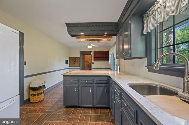 647 MCCAULEY POND RD, Harrington, DE 19952