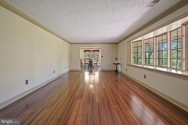 647 MCCAULEY POND RD, Harrington, DE 19952