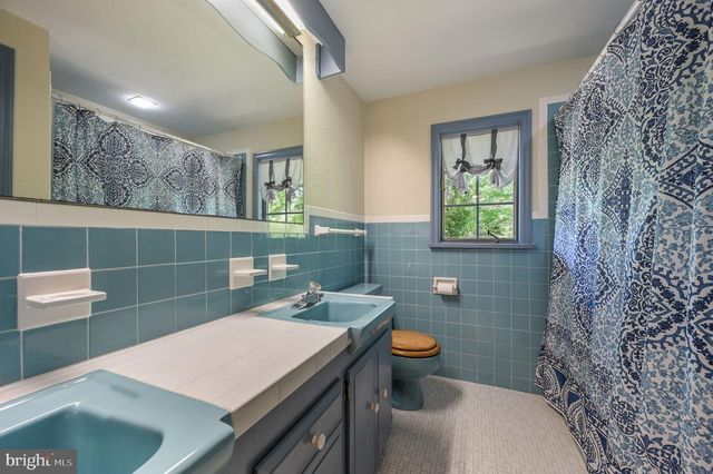 647 MCCAULEY POND RD, Harrington, DE 19952