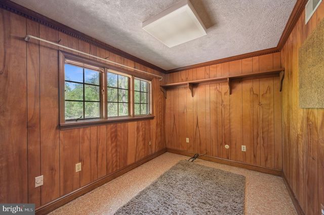 647 MCCAULEY POND RD, Harrington, DE 19952