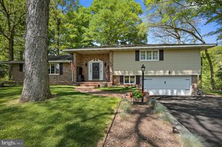 647 MCCAULEY POND RD, Harrington, DE 19952