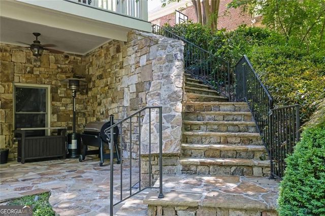 160 Trimble Crest Drive, Sandy Springs, GA 30342