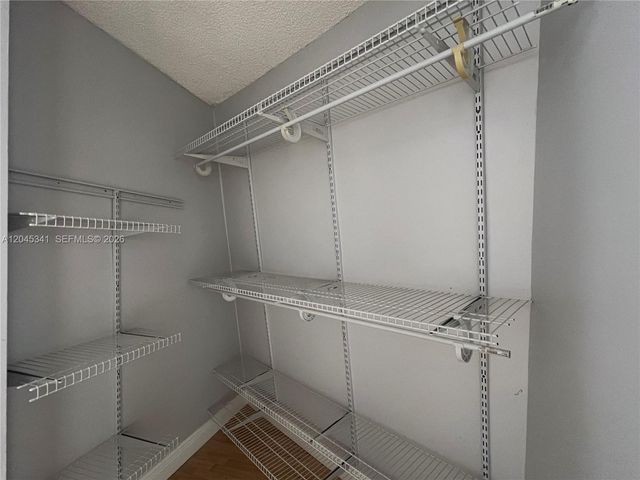 3940 Victoria Dr, West Palm Beach, FL 33406